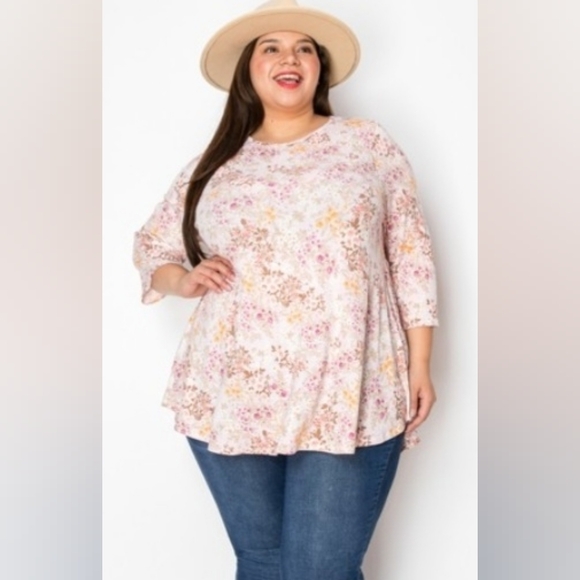 Curvy Lovey Tops - Chic Floral Women's Tunic Top